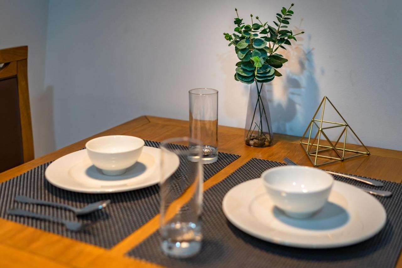 Saigonone Serviced Apartment Хошимин Экстерьер фото